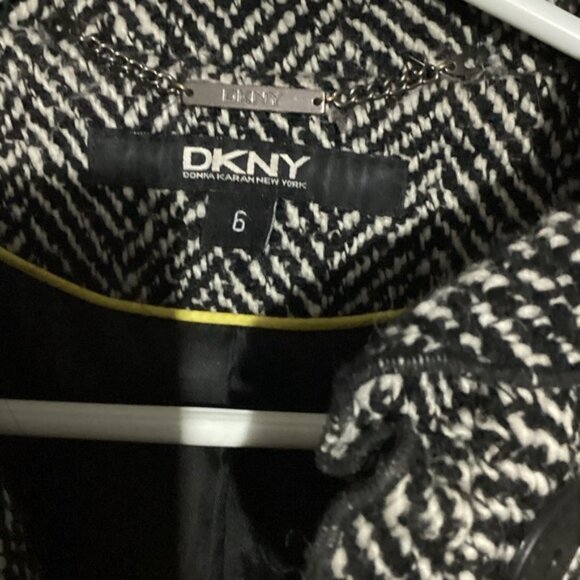 DKNY Monochrome Herringbone Womens Jacket - Picture 2 of 5
